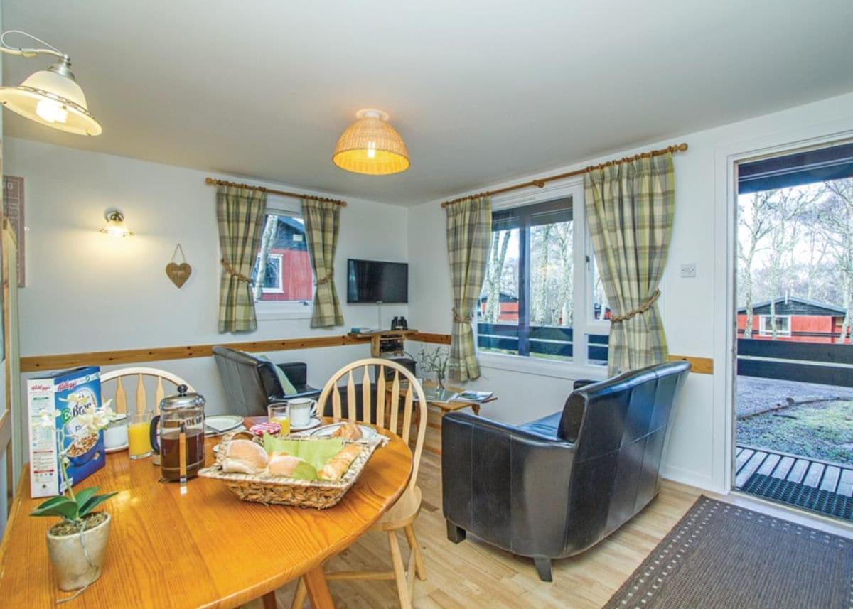 Kiltarlity Lodges Belladrum Екстериор снимка